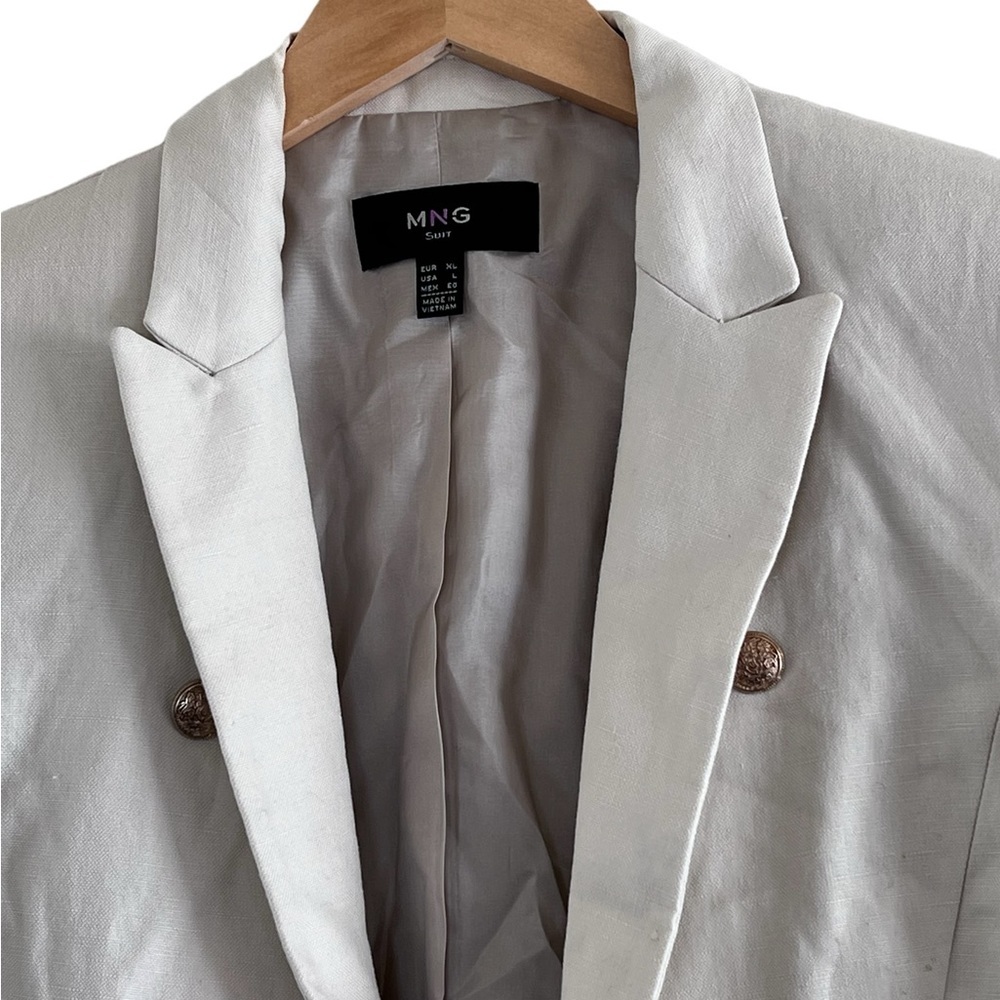 Last Chance! Mango Cream Blazer - Picture 3 of 12